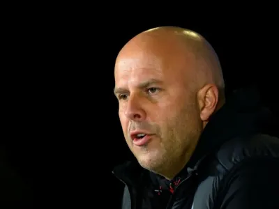 Liverpool manager Arne Slot is wary of Turkish champions Galatasaray (Yasin AKGUL)