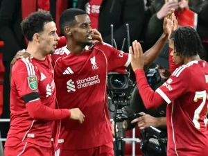 Liverpool striker Alexander Isak (C) celebrates scoring his first goal for the club (Paul ELLIS)