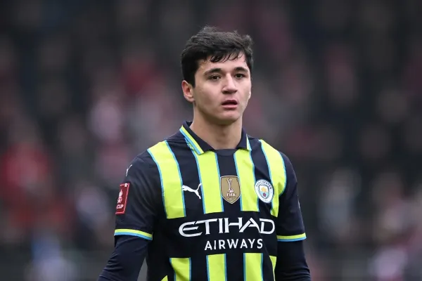 Manchester City Dipusingkan Cedera Abdu Khusanov, Diperkirakan Absen Tiga Pertandingan (1)