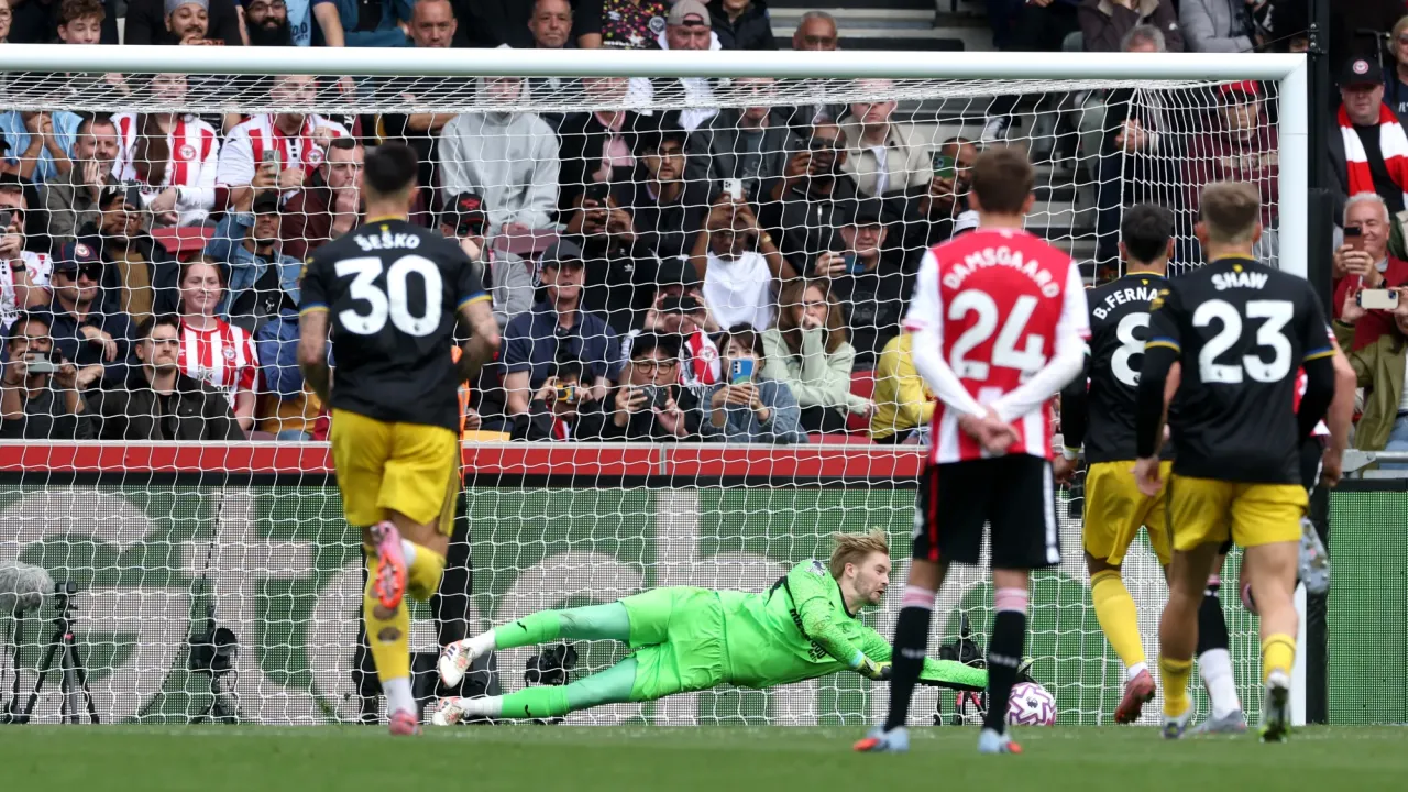 Manchester United Terpuruk Lagi, Bruno Fernandes Gagal Penalti (1)