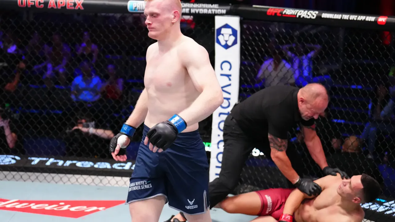 Mantas Kondratavicius def. Dani Barbir - DWCS 83