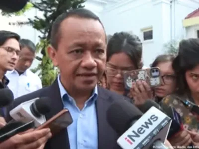 Menteri ESDM Bahlil Lahadalia di Kompleks Istana Kepresidenan, Jakarta, Senin (15/9/2025).