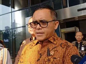 Menteri Pendayagunaan Aparatur Negara dan Reformasi Birokrasi (PANRB) Abdullah Azwar Anas di Gedung Merah Putih KPK, Kuningan, Jakarta, Jumat (27/9/2024).