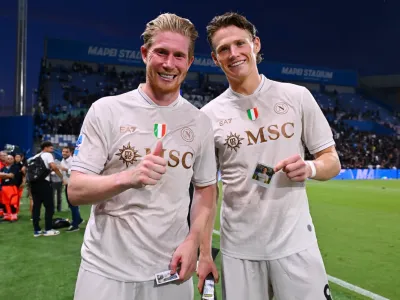 Milan Gagal Curi Poin Penuh dari Napoli Demi Scudetto (2)