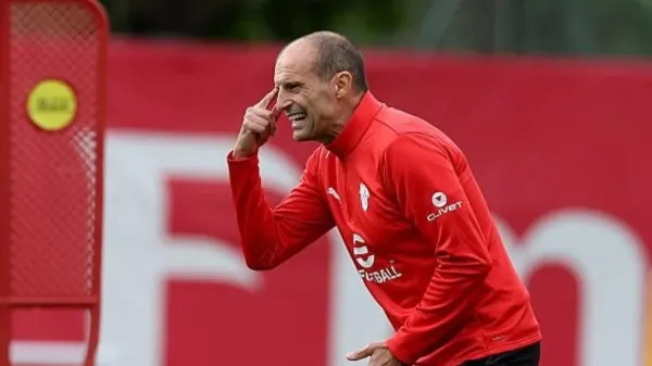 Milan vs Napoli: Allegri Prediksi Napoli Favorit di Laga Big Match (1)