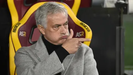 Mourinho Berikan Pandangan tentang Pemilik Chelsea Todd Boehly