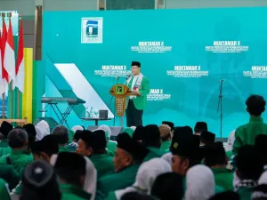 Muhamad Mardiono terpilih sebagai Ketua Umum Partai Persatuan Pembangunan (PPP) secara aklamasi didukung oleh 30 DPW seluruh dari seluruh Indonesia.