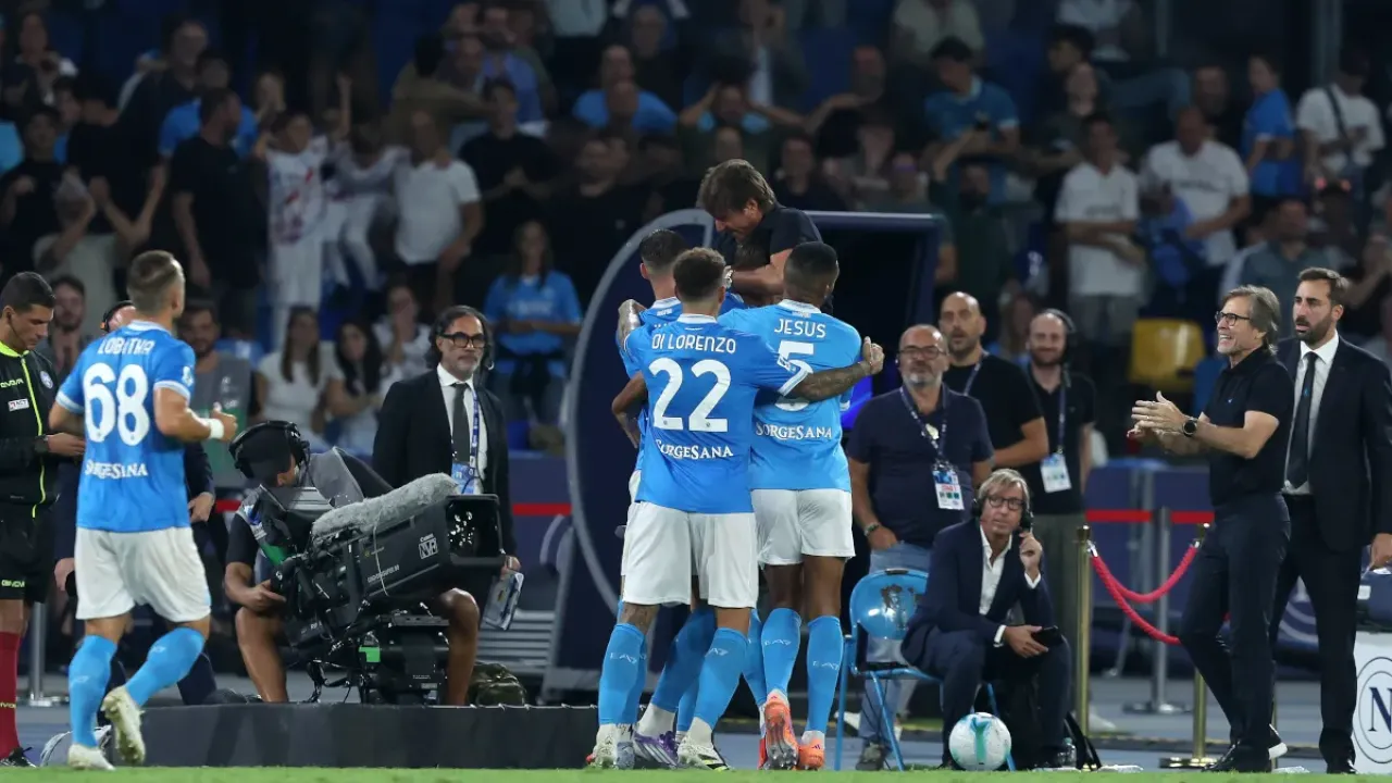 Napoli Terus Melaju Tanpa Terkalahkan di Serie A 2025/26 (1)