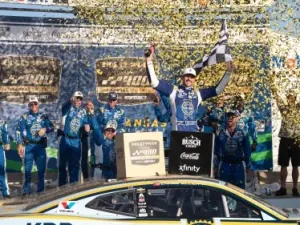 NASCAR: NASCAR Cup Series Playoff Race at Kansas