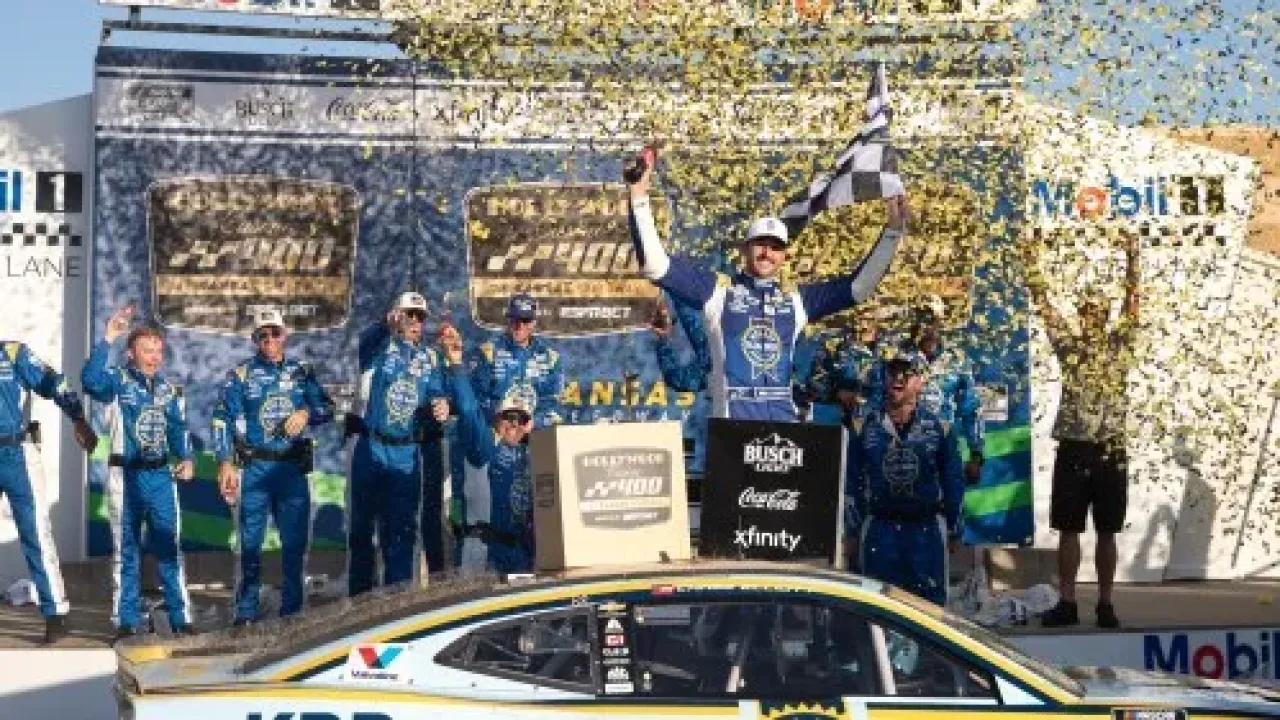 NASCAR: NASCAR Cup Series Playoff Race at Kansas