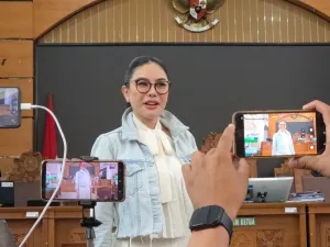 Nikita Mirzani menghadiri sidang lanjutan kasus pemerasan di Pengadilan Negeri Jakarta Selatan, Kamis (25/9/2025)