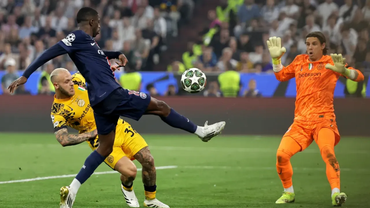 Ousmane Dembele Raup Trofi Ballon d’Or 2025 usai Prestasi Menakjubkan (1)