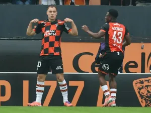 Pablo Pagis (L) scored twice for Lorient in their 3-1 win over Monaco in Ligue 1 on Saturday (Fred TANNEAU)
