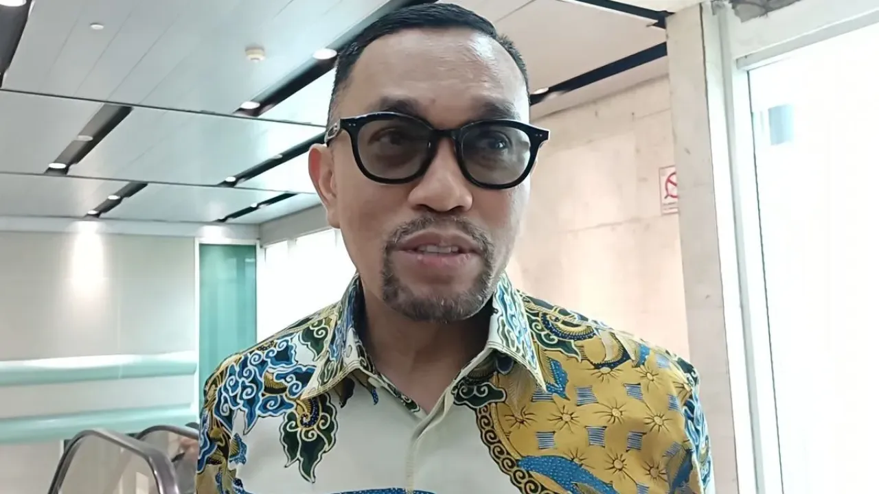Partai Nasdem resmi menonaktifkan Ahmad Sahroni dan Nafa Urbach sebagai Anggota DPR-RI dari Fraksi Partai NasDem.