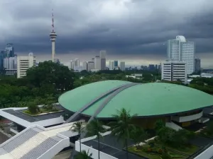 Pemandangan Kompleks DPR/MPR/DPD, di Senayan, Jakarta.