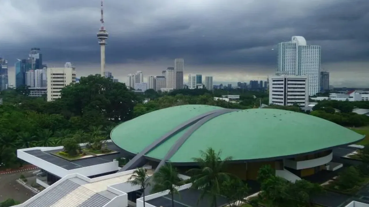 Pemandangan Kompleks DPR/MPR/DPD, di Senayan, Jakarta.