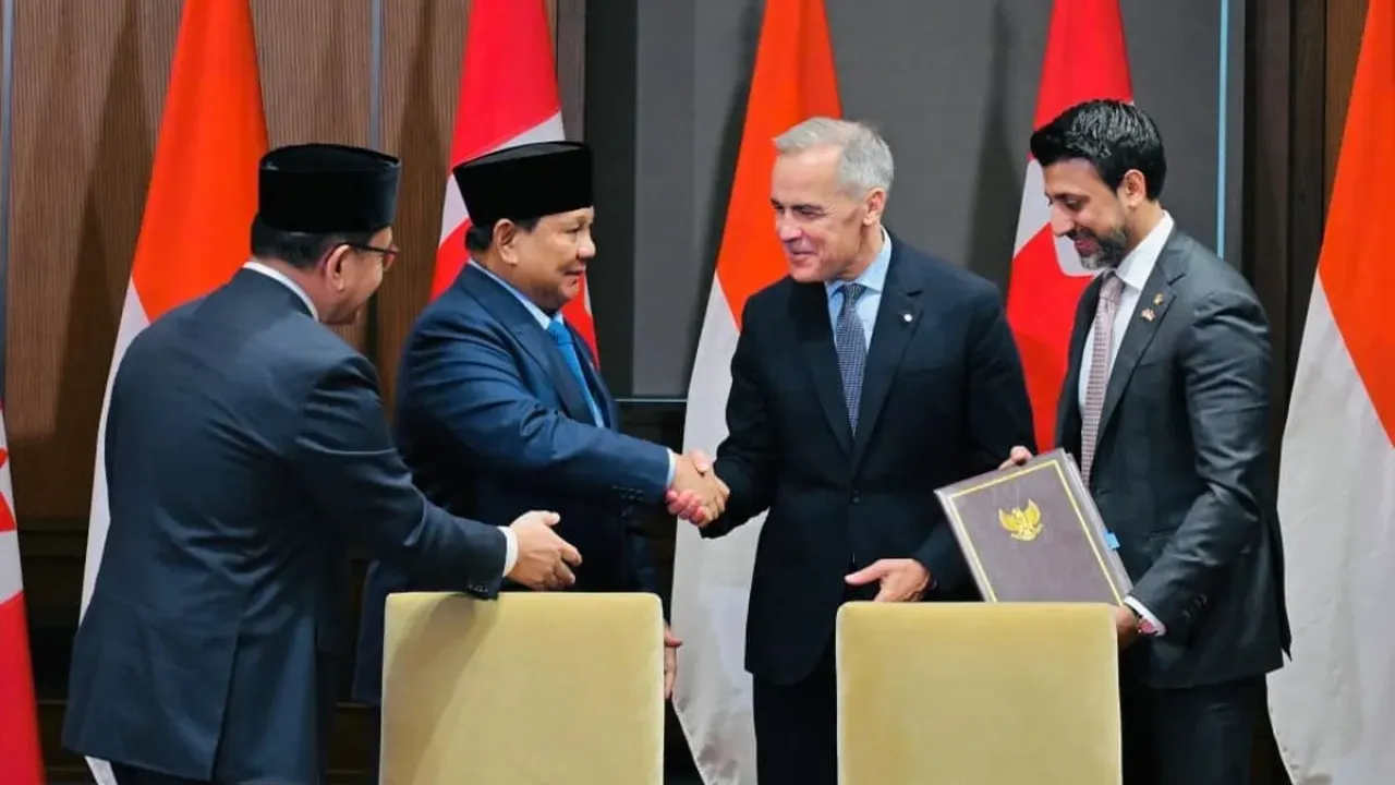 Penandatanganan kerja sama Indonesia dan Kanada oleh Presiden RI Prabowo Subianto dan PM Kanada Mark Carney di Ottawa, Kanada, Rabu (24/9/2025). 