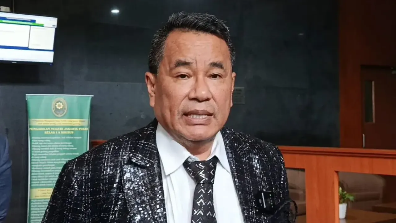 Pengacara Hotman Paris saat ditemui di Pengadilan Negeri Jakarta Pusat, Selasa (23/9/2025).