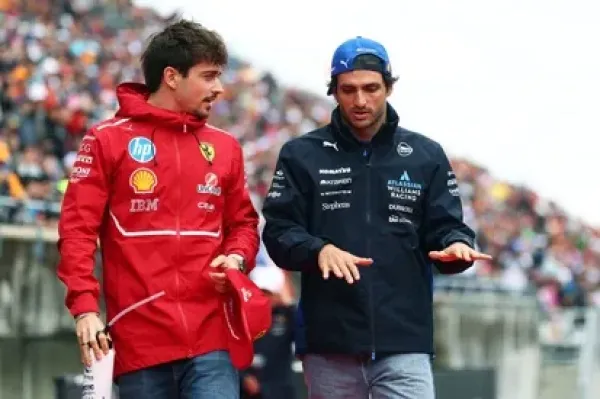 Perjalanan Darurat Carlos Sainz dan Charles Leclerc Usai GP Azerbaijan (1)