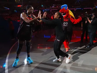 Pertandingan Penentu: Aces vs Fever di Semifinal WNBA (2)