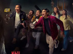 Poster film Maju Serem Mundur Horor.