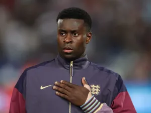 Premier League defender asks agent to open talks with Real Madrid &#x002013; report