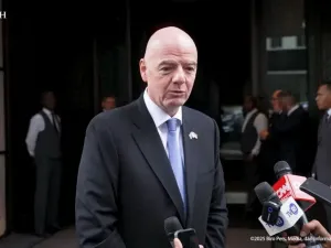 Presiden FIFA Gianni Infantino usai bertemu Presiden Prabowo Subianto di AS, Rabu (24/9/2025). 