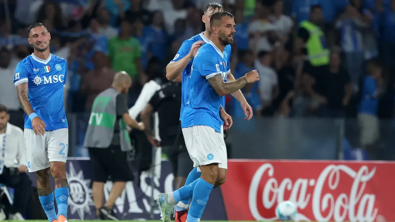 Pulisic dan Nico Paz Jadi Pemain Terbaik Serie A Musim Ini (2)