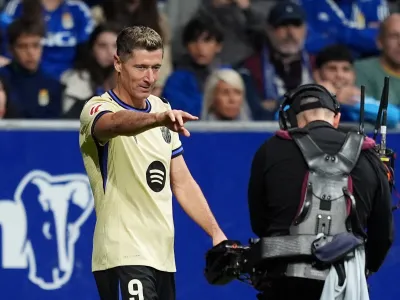 Risiko Tinggalkan Barcelona, Lewandowski Bidik Serie A dan Arab Saudi (1)