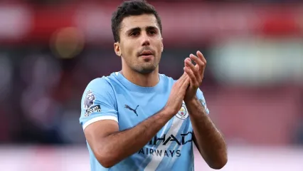 Rodri is continuing to have issues with his knee which caused him to miss City&#x002019;s win over Burnley
