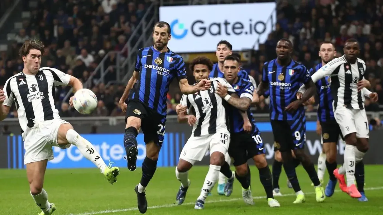 Rusuh Masa Depan Vlahovic di Juventus (2)