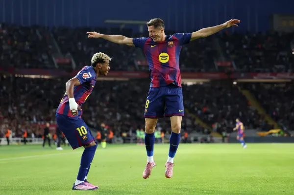 Serie A giants open talks with agent for Barcelona forward