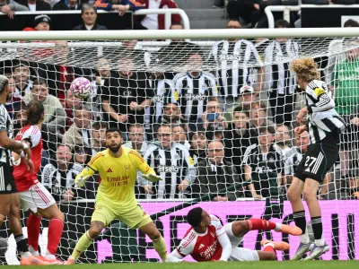 Skor Akhir Newcastle United vs Arsenal: Kontroversi Penalti yang Dibatalkan (2)
