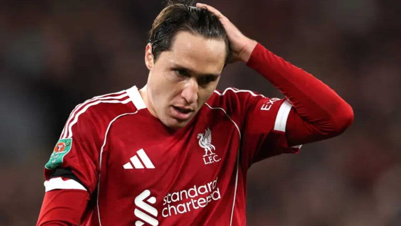 Slot confirms Chiesa injury ahead of Galatasaray clash
