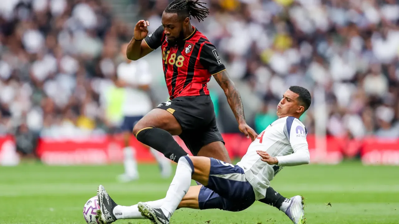 Spurs Set to Battle Man United in the Race for 25-year-old Premier League Star