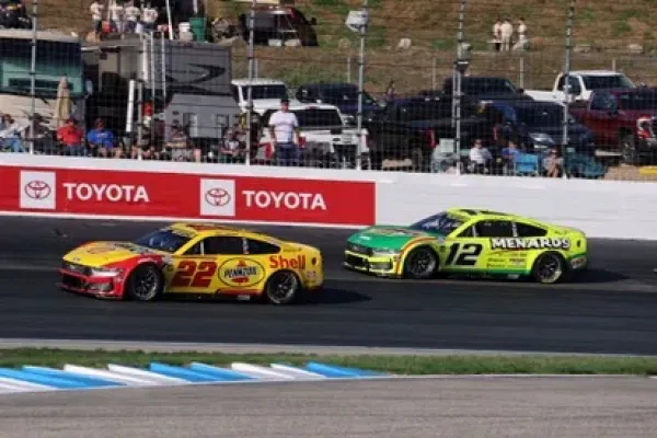 Team Penske Dapatkan Prediksi Positif Setelah Kemenangan di NHMS (1)
