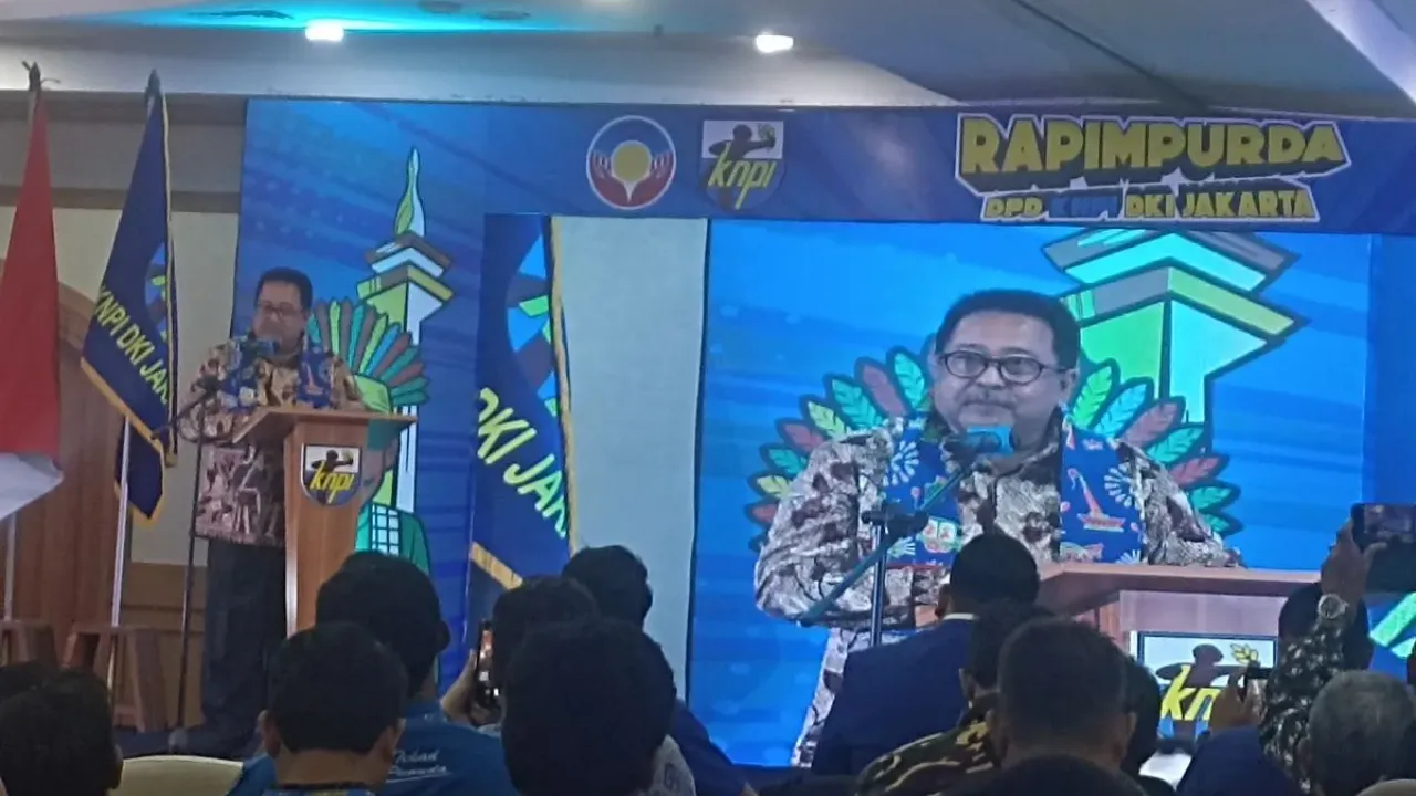 Wakil Gubernur Jakarta, Rano Karno saat menghadiri agenda Rapimpurda DPD KNPI DKI Jakarta, di sebuah hotel di Jakarta, Sabtu (27/9/2025) 