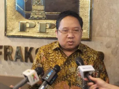 Wakil Ketua Fraksi PPP di DPR Syaifullah Tamliha