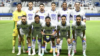 Starting Persib Bandung saat menghadapi tuan rumah Bangkok United pada pertandingan lanjutan AFC Champions League Two (ACL 2) 2025-2026. Hasil Bangkok United vs Persib Bandung berakhir dengan skor 0-2 untuk kemenangan Maung, Rabu (1/10/2025) di Stadion BG Pathum Thani, Thailand. 
