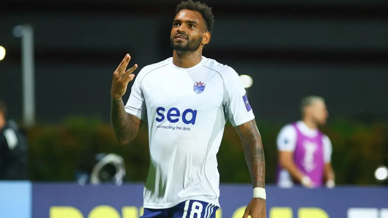 Penyerang Lion City Sailors FC jebolan J.League Anderson Lopes bikin quattrick alias empat gol ke gawang Selangor FC pada laga lanjutan Grup G AFC Champions League Two (ACL 2) 2025-2026, Rabu (1/10/2025) di Stadion Bishan Singapura.