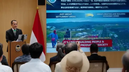 Menteri Transmigrasi (Mentrans) M Iftitah Sulaiman Suryanagara, dalam Forum Bisnis bertajuk ?From Mobility to Prosperity? yang digelar di Pavilion Indonesia, Osaka Expo 2025, Jepang, Minggu (30/9/2025).