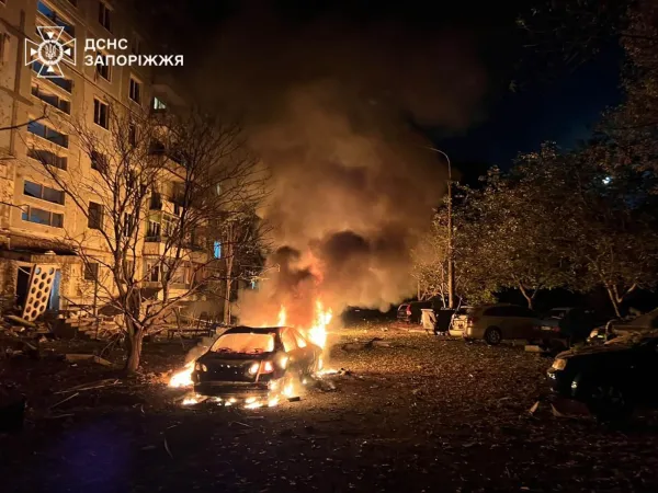 In this photo provided by the Ukrainian Emergency Service, fire and smoke raises after a residential building was damaged during Russia's air strike in Zaporizhzhia, Ukraine, Sunday, Oct. 5, 2025. (Ukrainian Emergency Service via AP)(ASSOCIATED PRESS)