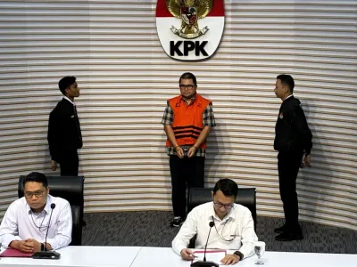 Komisi Pemberantasan Korupsi (KPK) menetapkan Direktur Utama PT Perusahaan Gas Negara (PGN) Tbk, periode 2008 - 2017, Hendi Prio Santoso menjadi tersangka terkait kasus dugaan korupsi jual beli PT PGN dengan PT Inti Alasindo Energi (IAE) pada Rabu (1/10/2025).