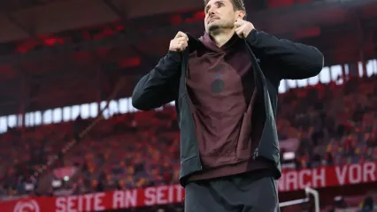 2. Bundesliga: Dramatic N&#xfc;rnberg win in D&#xfc;sseldorf, Paderborn climb to top