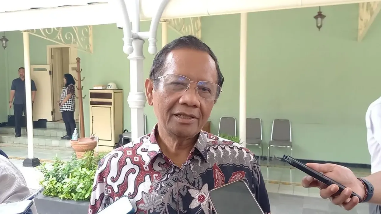 Mahfud MD saat ditemui di Kantor Gubernur DIY, Kompleks Kepatihan, Kota Yogyakarta, Kamis (4/9/2025)
