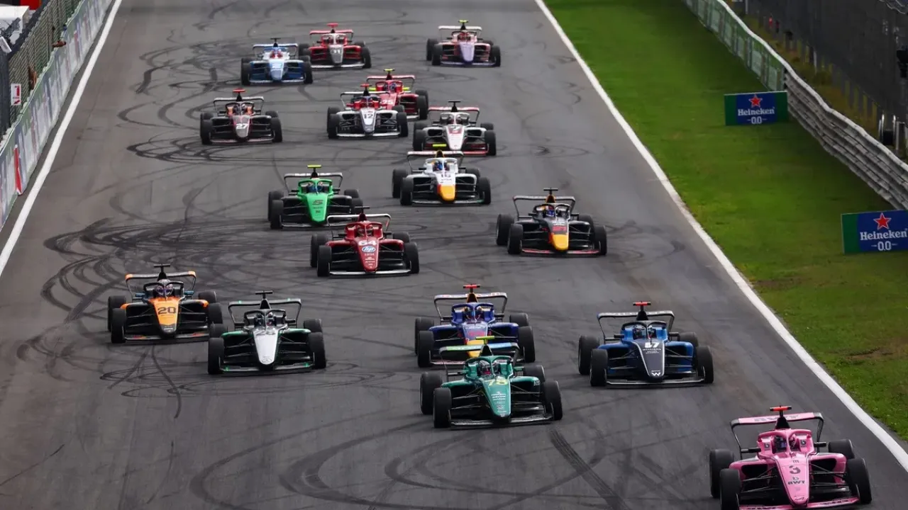 Motorsport photo