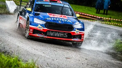 Motorsport photo