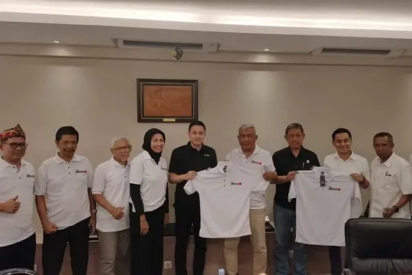 Masyarakat Pencinta Bulu Tangkis Indonesia (MPBI) menyampaikan sejumlah catatan kritis seusai pertemuan dengan Pengurus Pusat Persatuan Bulu Tangkis Seluruh Indonesia (PP PBSI) pada Rabu, 11 Juni 2025.