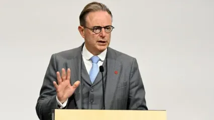 Belgian Prime Minister Bart De Wever speaks to journalists during the 7th European Political Community (EPC) Summit at the Bella Center in Copenhagen. Ansgar Haase/dpa