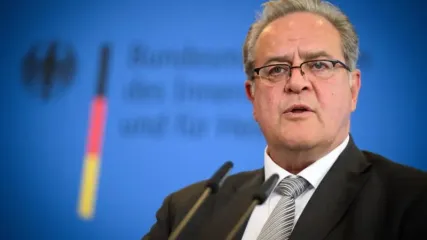 German Federal Police President Dieter Romann comments on the situation at the German borders at a press conference at the Federal Ministry of the Interior. Bernd von Jutrczenka/dpa